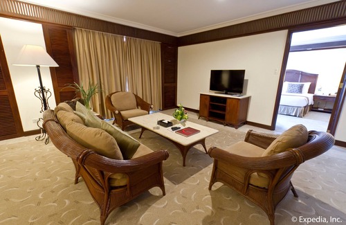 Mactan Export Processing Zone Hotel | Waterfront Airport Hotel & Casino