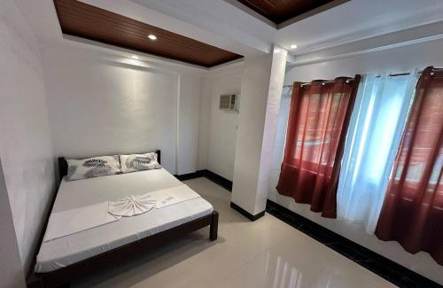 Puerto Galera Hotel | White-Beach Hideaway Resort Puerto Galera