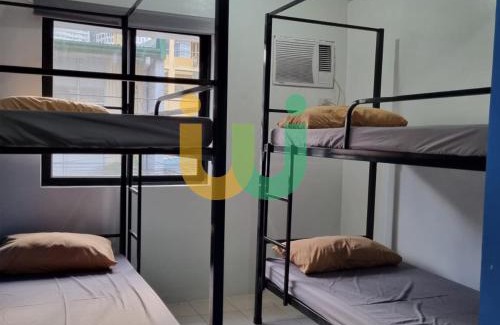 Highway Hills Hotel | Woke Coliving Kanlaon