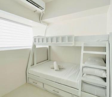 Mandurriao Apartment | WV 19 Simple Studio with Bunk Bed