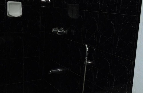 Olongapo House | Yellow HOUSE Vacation Rental