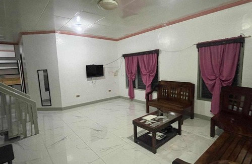 Dauis Bed & Breakfast | Yuna's Haven Bed and Breakfast