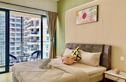 Central District Apartment | 海景套房 3房3厕 可8-12人Danga Bay Country Garden YI JIA名宿
