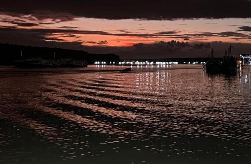 Pulau Ketam Ski Chalet | 潮汐民宿 吉胆岛Tide Homestay Pulau Ketam