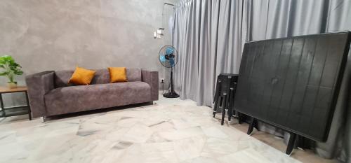 Si Rusa Apartment | 1-5pax, GFloor cozy staycation chill place