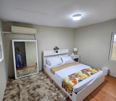 San Marcelino Apartment | 1 Bedroom 1 Bathroom - Free Parking