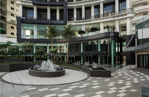 Downtown Apartment | 1-Bedroom Deluxe in Makati @ Milano 1603