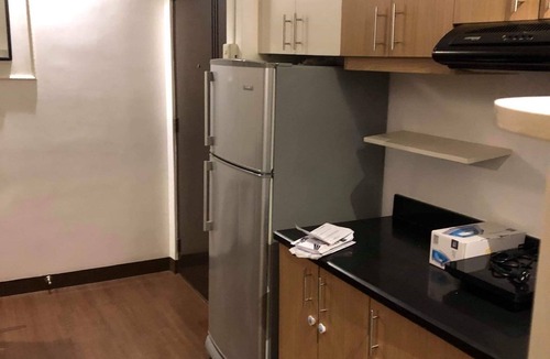 Alabang Condo | 1 Bedroom Fully Furnished Mid-rise Condominium with a City View.