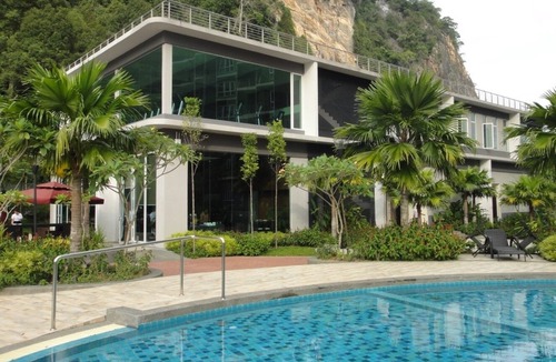Taman Bistari Apartment | 1 Bedroom Lakeview Suite #6