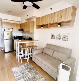 A. Bonifacio Apartment | 1 BR Condo Unit at The Celandine Condominium near Ayala Cloverleaf Mall