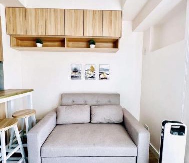 A. Bonifacio Apartment | 1 BR Condo Unit at The Celandine Condominium near Ayala Cloverleaf Mall