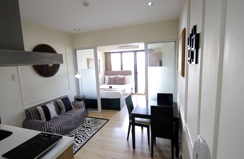 Downtown Apartment | 1 BR Unit in a World Class Residences