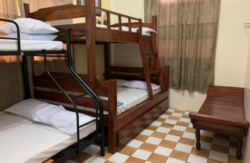 Lucap House | 100 m² Bungalow ∙ 2 bedrooms ∙ 15 guests