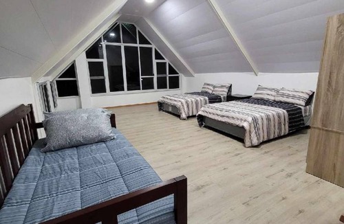 Manolo Fortich House | 100 m² House ∙ 1 bedroom ∙ 12 guests