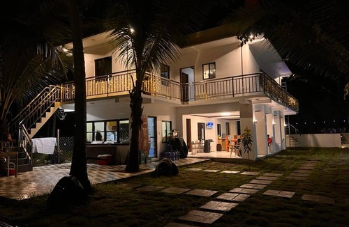 Basey House | 100 m² House ∙ 2 bedrooms ∙ 12 guests