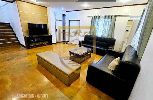 Angeles City Villa | 100 m² Villa ∙ 4 bedrooms ∙ 8 guests
