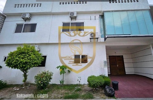 Angeles City Villa | 100 m² Villa ∙ 7 bedrooms ∙ 14 guests