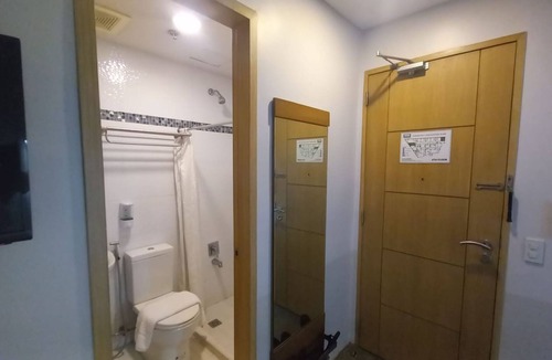 Alabang Hotel | 1010 Hotel Alabang