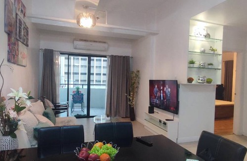 Salcedo Village Apartment | 102 m² Apartment ∙ 2 bedrooms ∙ 6 guests