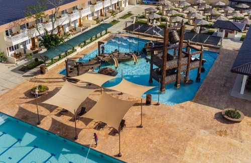 Tacloban Resort | 104 m² Resort ∙ 3 guests