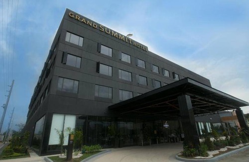 General Santos Hotel | 106 m² Hotel ∙ 4 guests