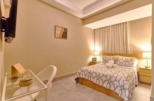 Evaristo Morales Apartment | 10ThFloor Penthouse With JACUZZi 6 Guest, Family Ambient