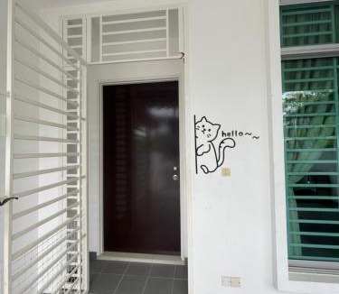 Taman Mount Austin House | 11 Austin 5mins to AICC Long Sing HeLiXuan Yi Jia PeiKin Restaurant Opposite HSI