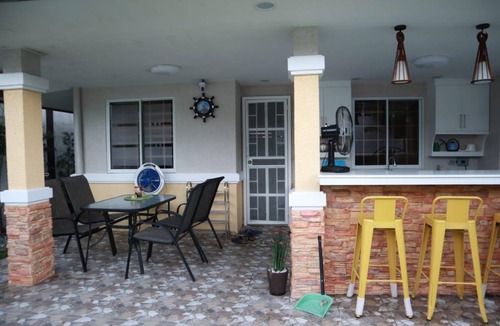 Angeles City House | 110 m² House ∙ 4 bedrooms ∙ 10 guests