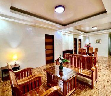Baguio Hotel | 120 m² Hotel ∙ 3 bedrooms ∙ 10 guests