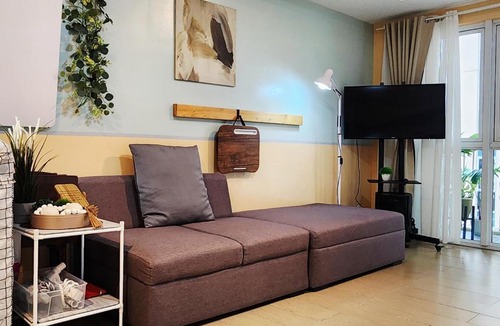 Pinagsama Apartment | 12e Spacious Cozy Suite at The Venice Mall with FREE Parking Washer 3 Pax Only