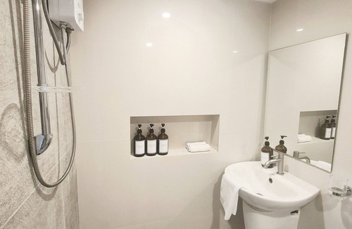 Lucap Hotel | 148 Guesthouse and Resort