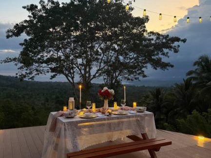 Samal House | 15 mins from barge with tub + wifi (glass cabin)