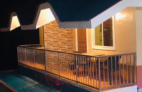 Guindulman House | 150 m² Bungalow ∙ 2 bedrooms ∙ 6 guests