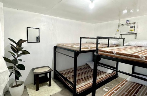 Central Luzon House | 150 m² House ∙ 2 bedrooms ∙ 20 guests