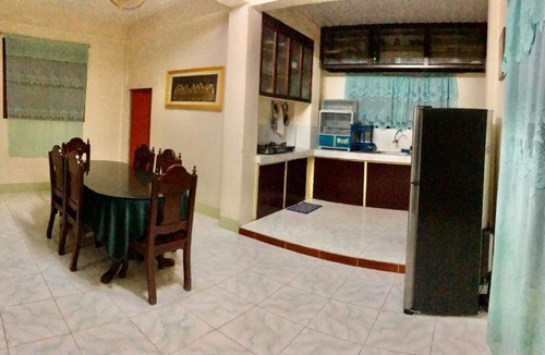 Bantay House | 15pax-2 minutes to Vigan-RoseandFer Transient-2 Bedroom House