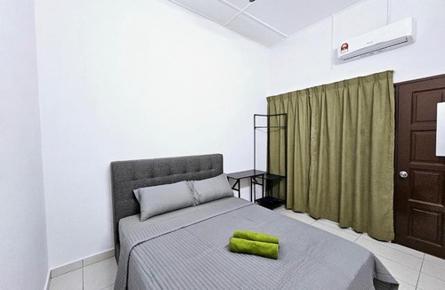 Baru Sikamat House | 1786 Guesthouse Sikamat Homestay Shared Bathroom