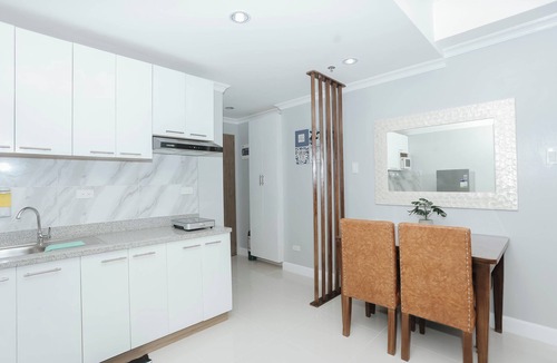 Lapu-Lapu Condo | 18KMP Beautiful Condo beside Mactan Newton