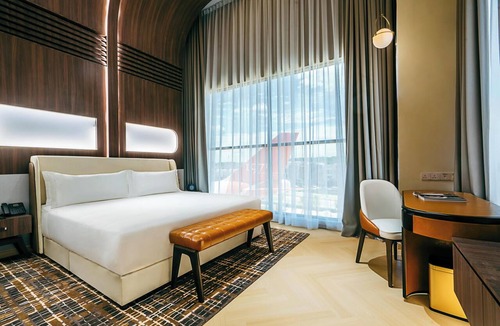 Setia Tropika Resort | 1975 Avenue & Hotel