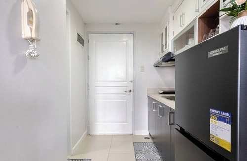 Cainta Condo | 1BR Cainta Condo Near Pasig-Pool and Parking