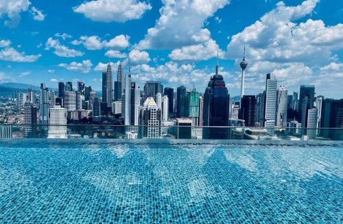 Chow Kit Apartment | 1BR cozy apartment Regalia Residence the sky pool suite