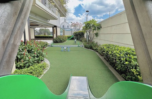 Paco Condo | 1BR Gem in MNL w/Pool, Fast WiFi, Netflix Near Luneta US Embassy & Intramuros