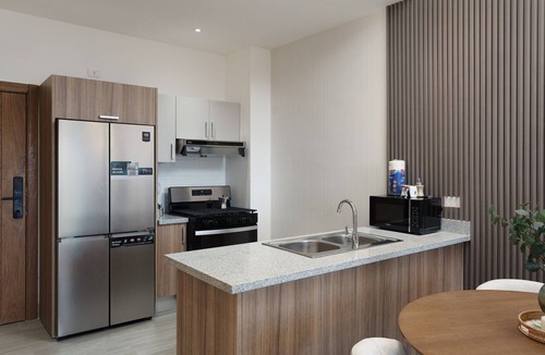 Santo Domingo Oeste Condo | 1BR*King|Plaza Paseo 27+Rooftop| Yellowkey
