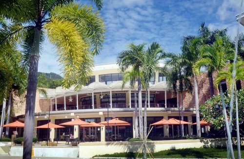 Nasugbu Condo | 2 bedroom Air-conditioned Condo at Pico De Loro
