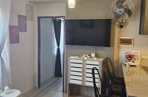 Lahug Apartment | 2-Bedroom Boutique City Condo - City Center - High Speed Wi-Fi Newly Renovated!