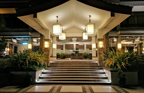 Muntinlupa Condo | 2 Bedrooms Unit in a Resort Condominium