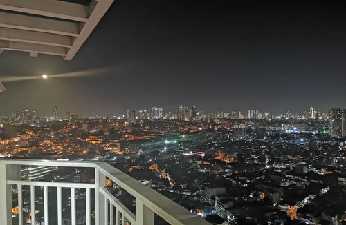 Sampaloc Condo | 2 Beds Penthouse End Unit, Great Panoramic City View w/FREE Parking