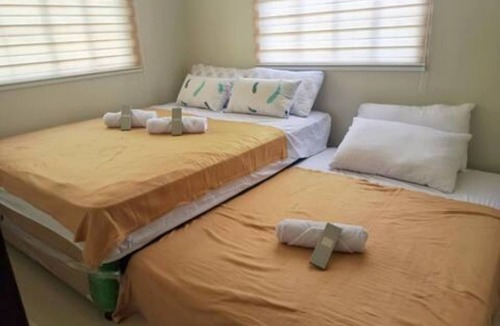 Mati House | 2 BR fully Air-conditioned aesthetic staycation, Entire home in Mati, Ph.