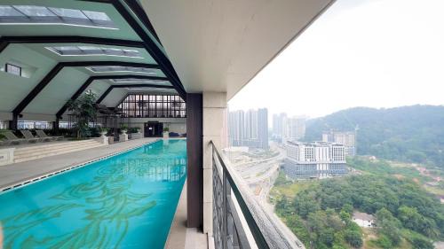Sungai Penchala Apartment | 2 Paztonz Suite Damansara By Light House