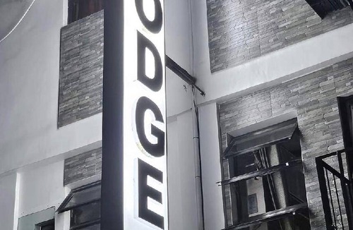 Taguig Hotel | 20 m² Hotel ∙ 4 guests