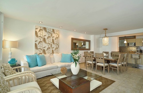 Villas Del Mar Apartment | 200 M^2| Beachfront| FullKitchen and Fast Wifi